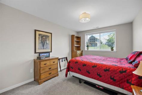 2898 Wagon Wheel Drive Iowa City IA 52240