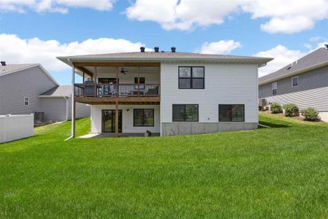2898 Wagon Wheel Drive Iowa City IA 52240