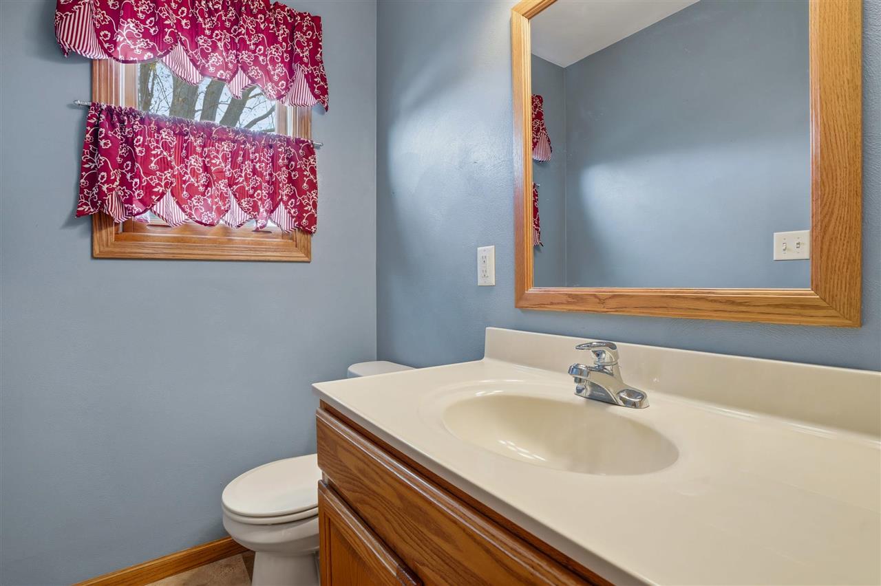 3329 Terrace Lake Road Crawfordsville IA 52621