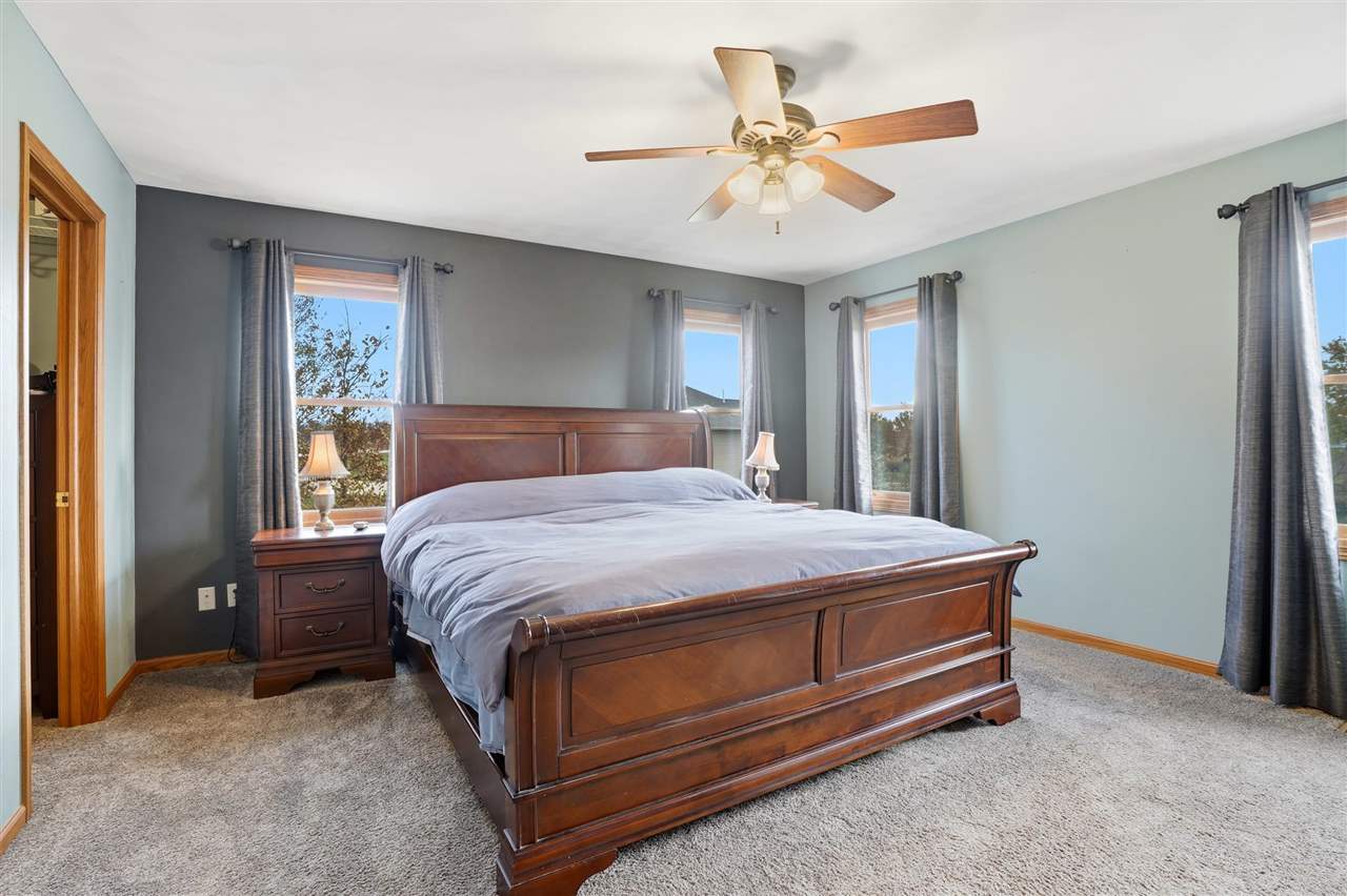 3329 Terrace Lake Road Crawfordsville IA 52621