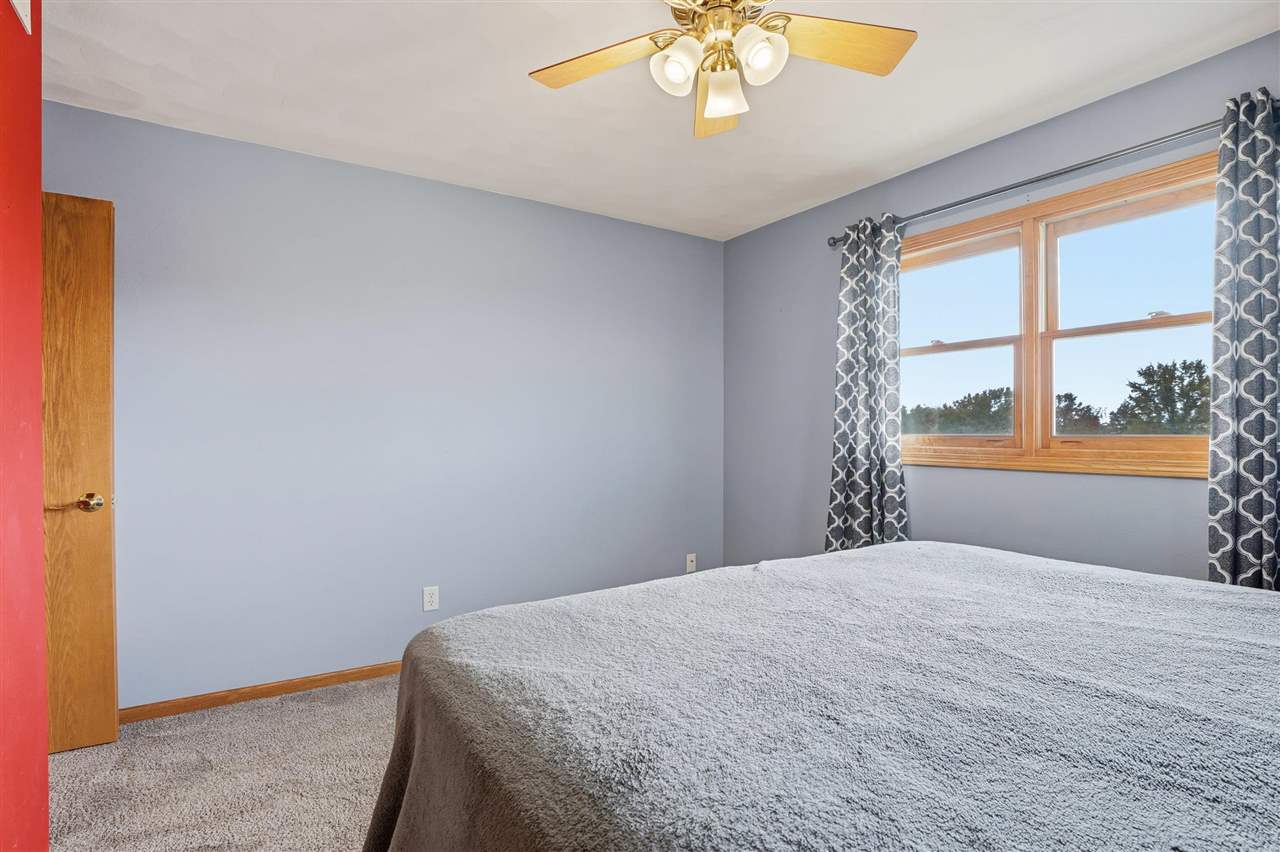 3329 Terrace Lake Road Crawfordsville IA 52621