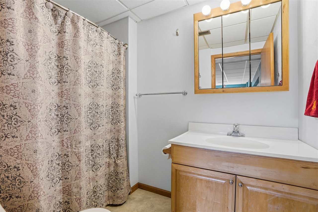 3329 Terrace Lake Road Crawfordsville IA 52621