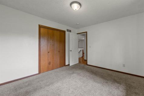 70 Heritage Drive North Liberty IA 52317