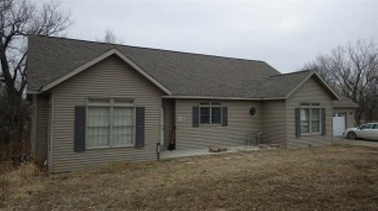 1051 Vine Avenue Riverside IA 52327