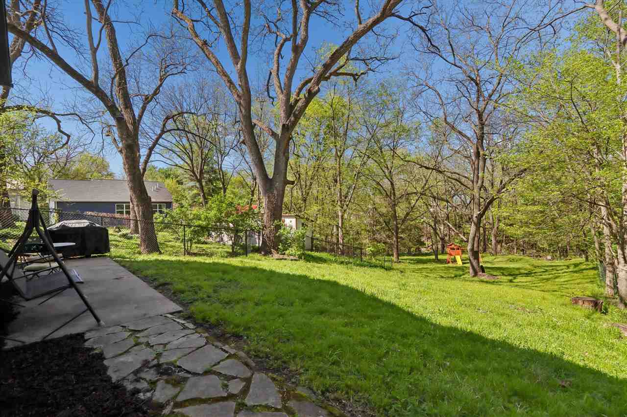 1007 N Summit Street Iowa City IA 52245