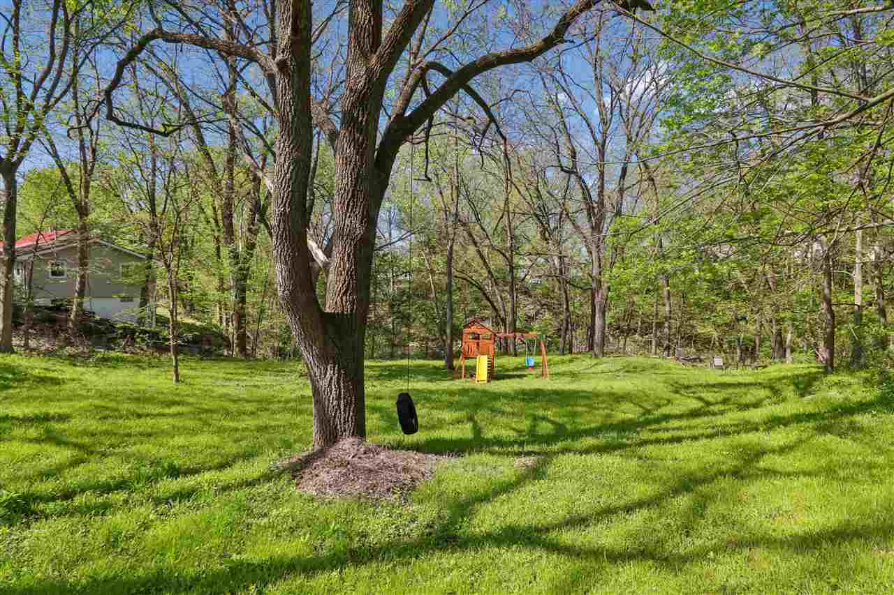 1007 N Summit Street Iowa City IA 52245