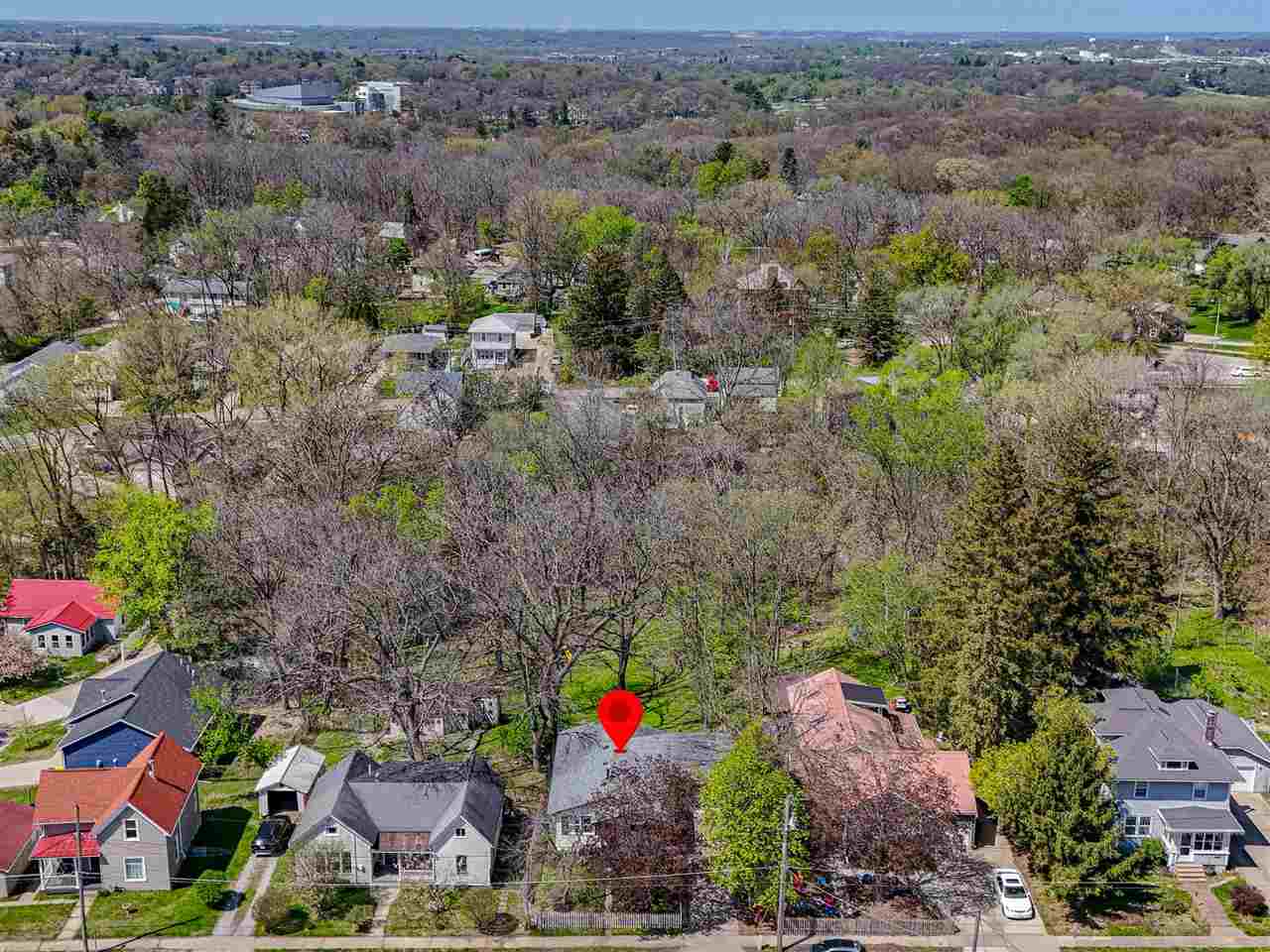 1007 N Summit Street Iowa City IA 52245