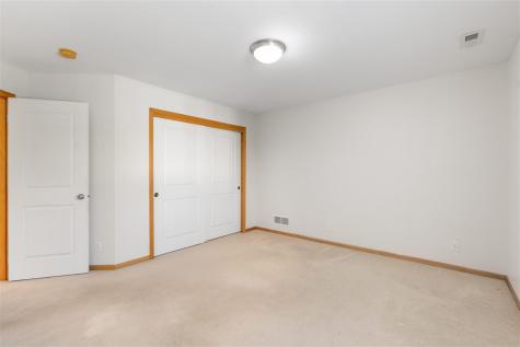 3022 Beckley Street Ames IA 50010