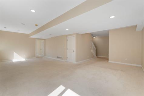 3022 Beckley Street Ames IA 50010