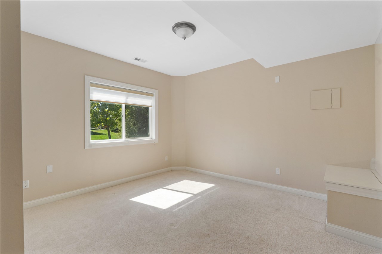 3022 Beckley Street Ames IA 50010