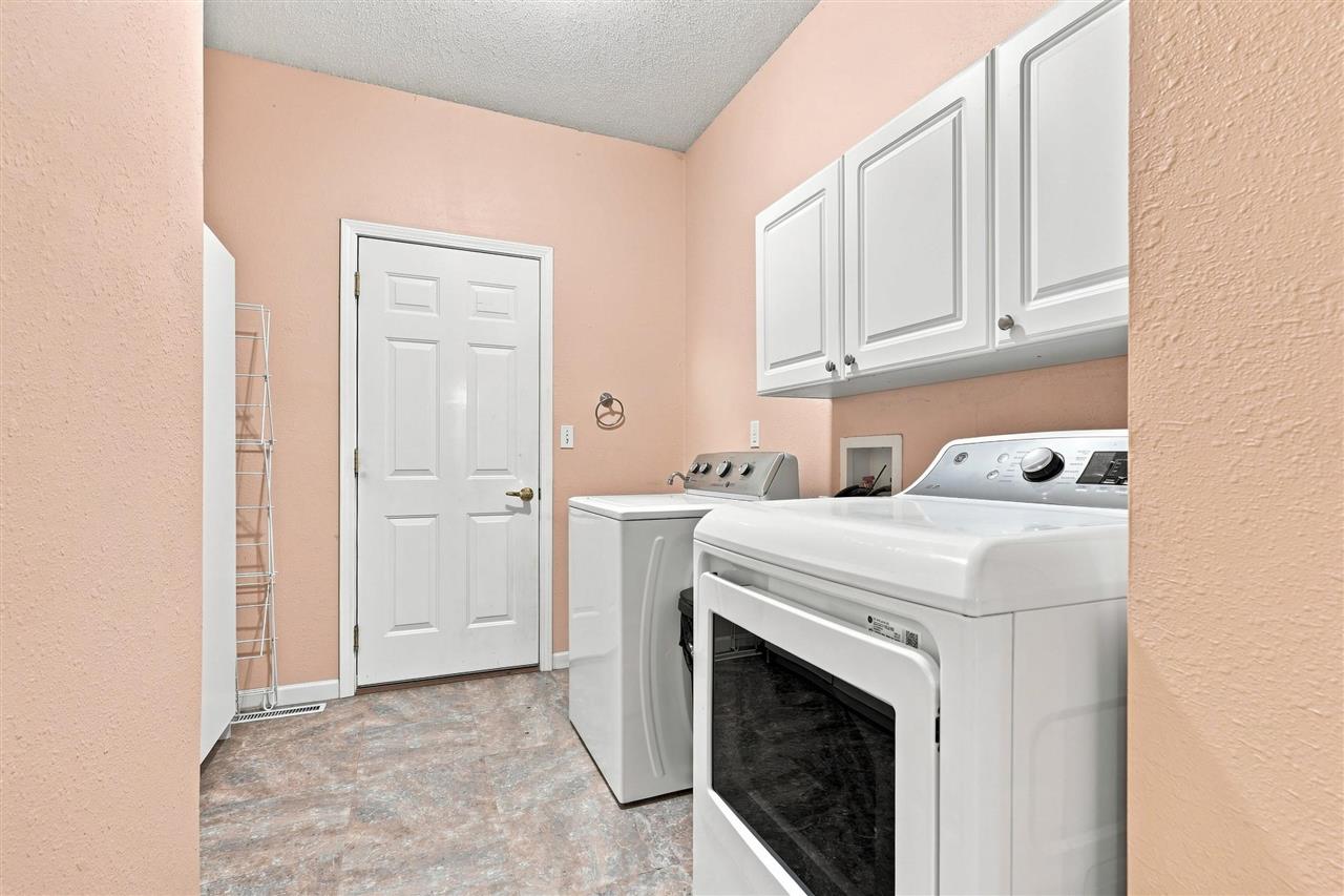 3808 Richland Drive NW Cedar Rapids IA 52405