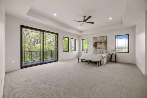215 North Ridge Place Kalona IA 52247