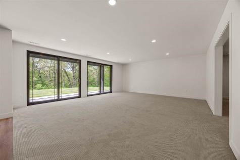 215 North Ridge Place Kalona IA 52247