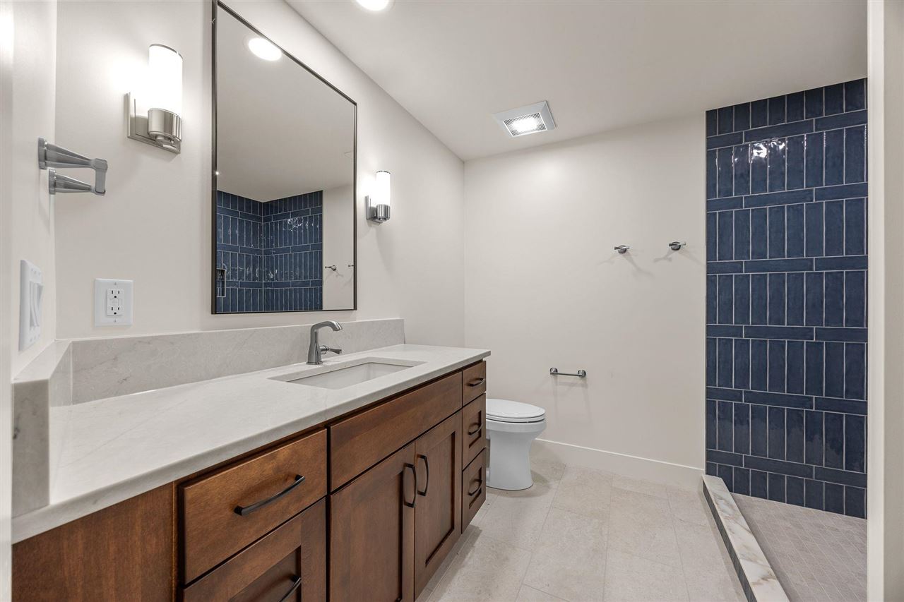 215 North Ridge Place Kalona IA 52247
