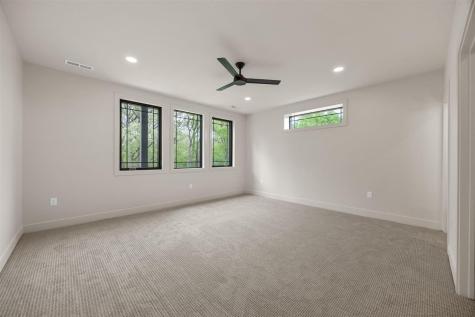 215 North Ridge Place Kalona IA 52247