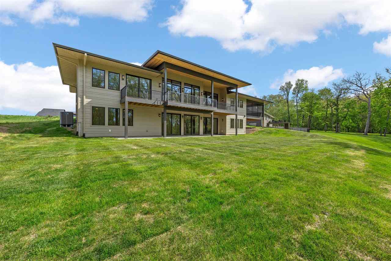 215 North Ridge Place Kalona IA 52247
