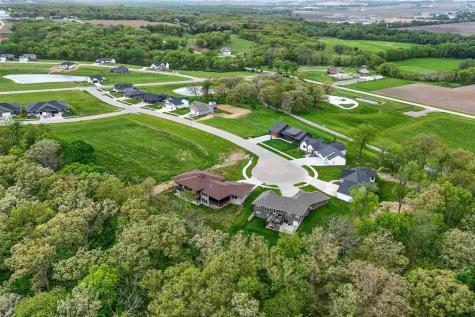 215 North Ridge Place Kalona IA 52247