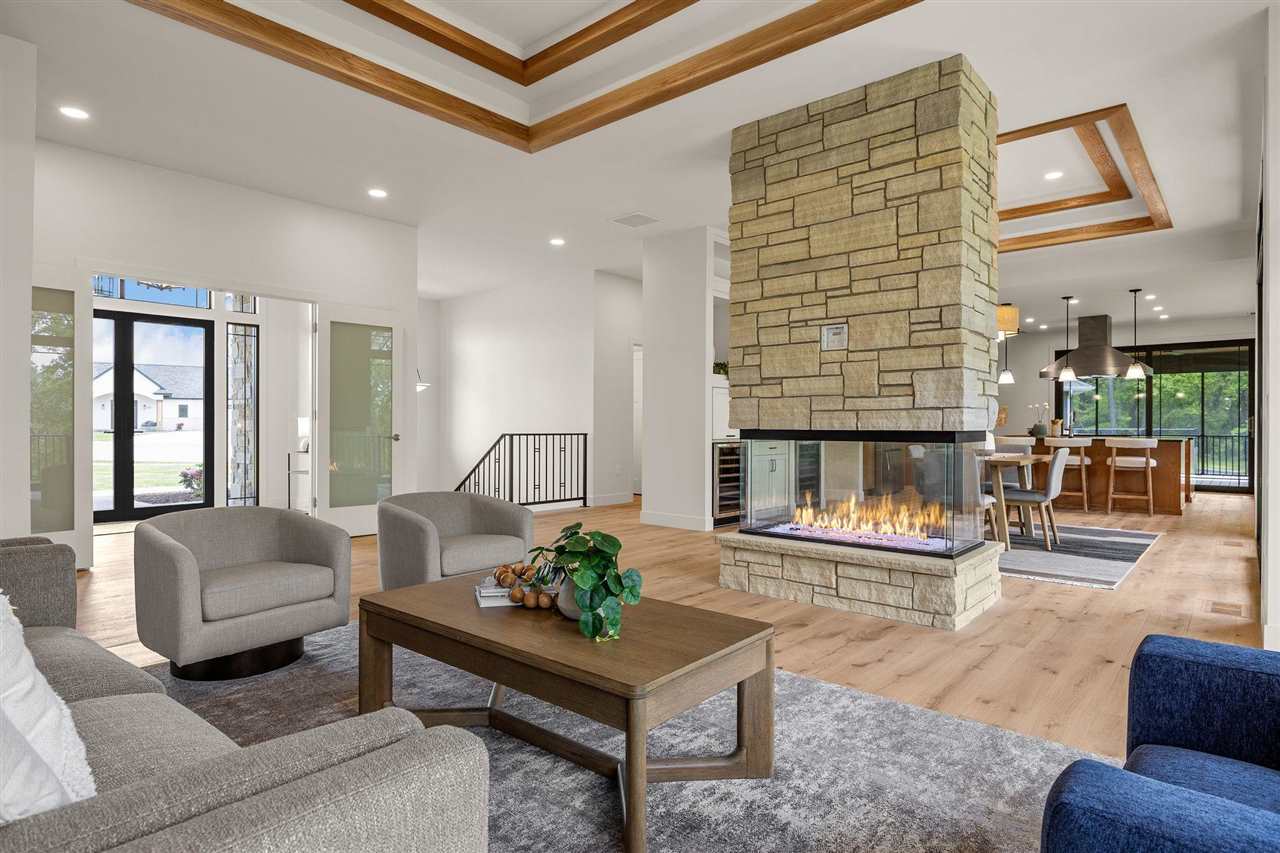215 North Ridge Place Kalona IA 52247