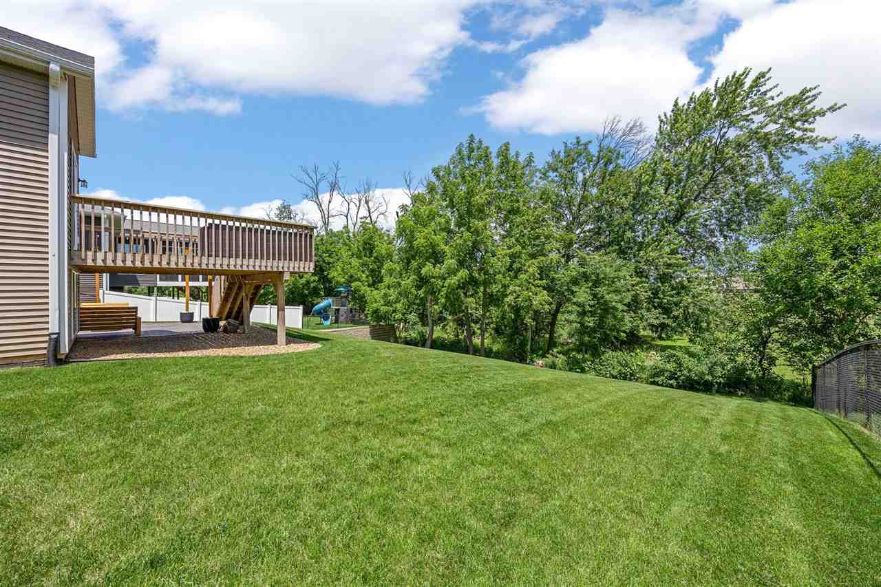 7202 Country Ridge Drive NW Cedar Rapids IA 52405