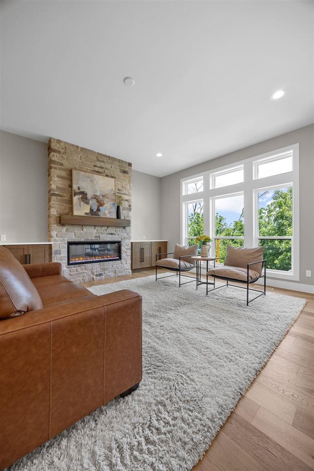 7202 Country Ridge Drive NW Cedar Rapids IA 52405