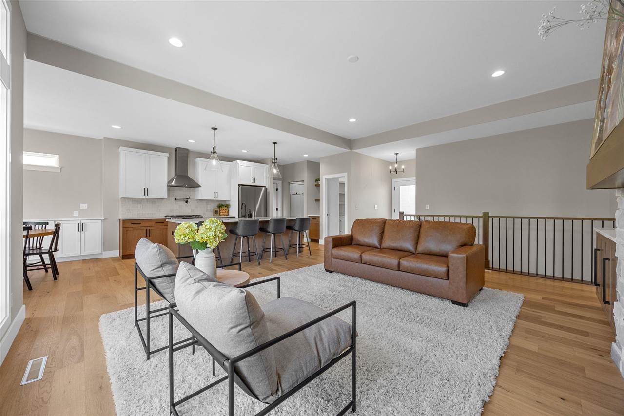 7202 Country Ridge Drive NW Cedar Rapids IA 52405