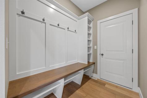 7202 Country Ridge Drive NW Cedar Rapids IA 52405