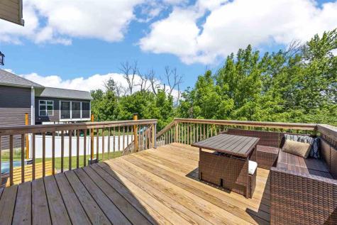 7202 Country Ridge Drive NW Cedar Rapids IA 52405