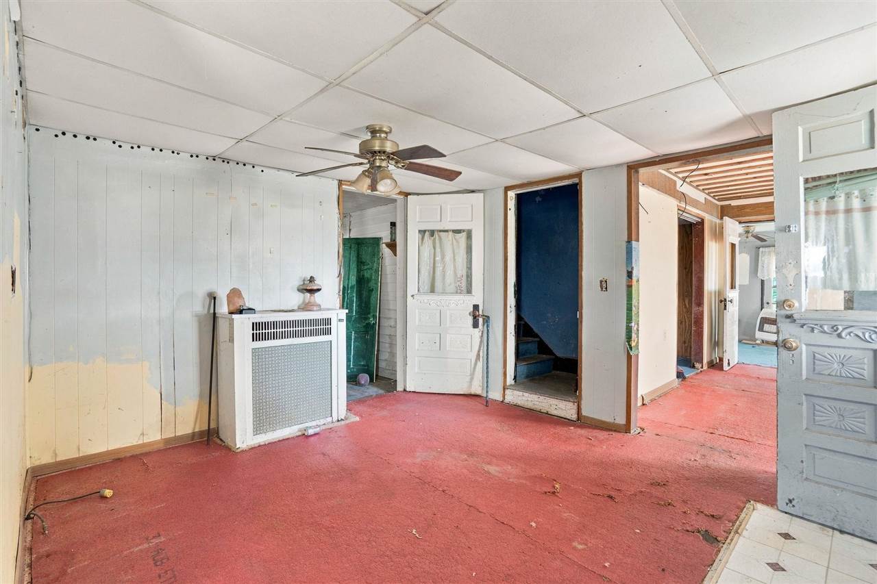 410 E Railroad Avenue Other IA 50066