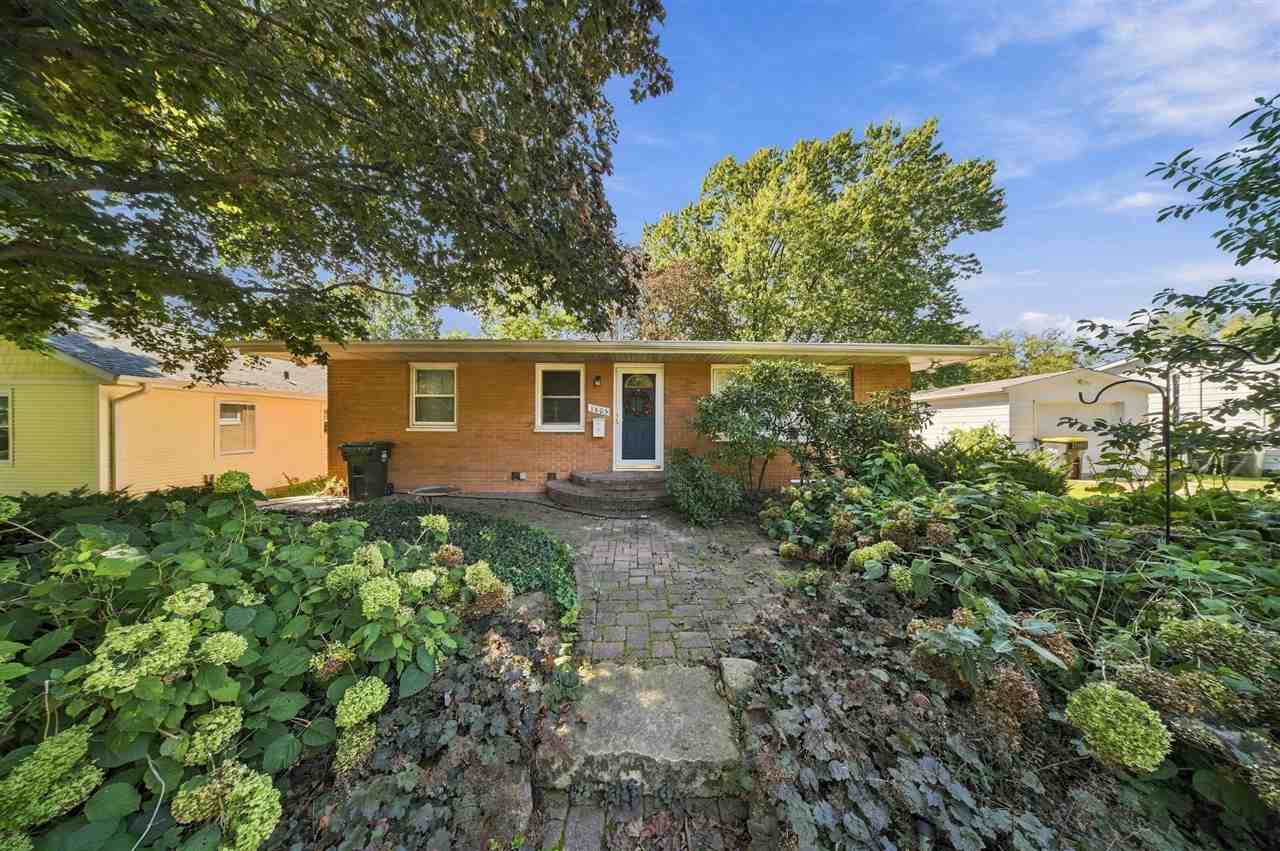 1605 Ridge Street Iowa City IA 52240