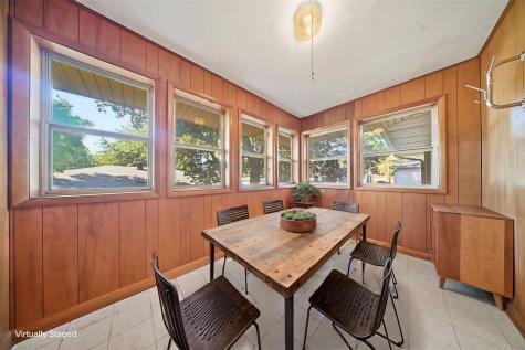 1605 Ridge Street Iowa City IA 52240