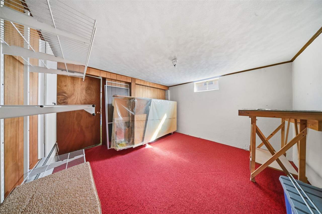 1605 Ridge Street Iowa City IA 52240