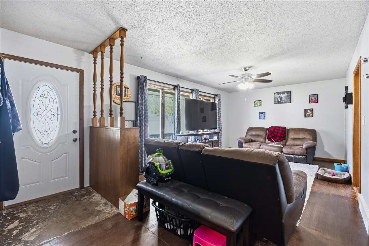 103 Bel Aire Court Tipton IA 52772