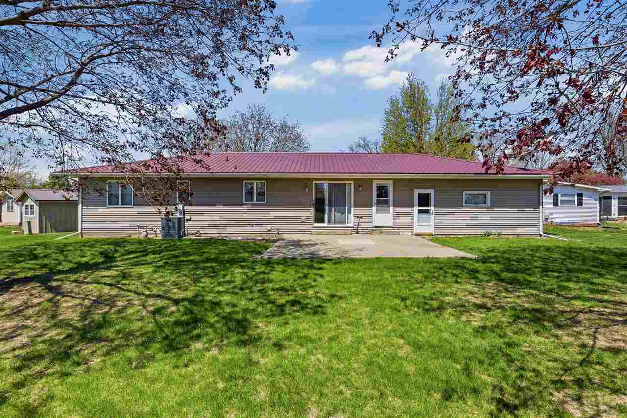 103 Bel Aire Court Tipton IA 52772