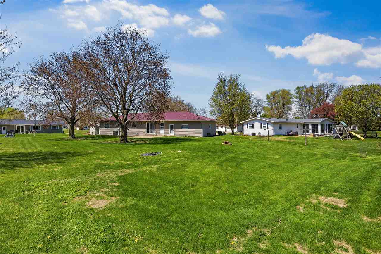 103 Bel Aire Court Tipton IA 52772