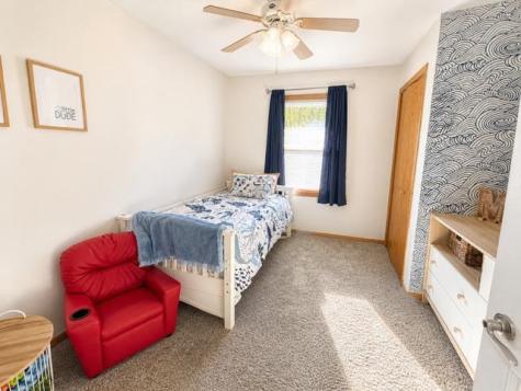226 Oberlin Street Iowa City IA 52245
