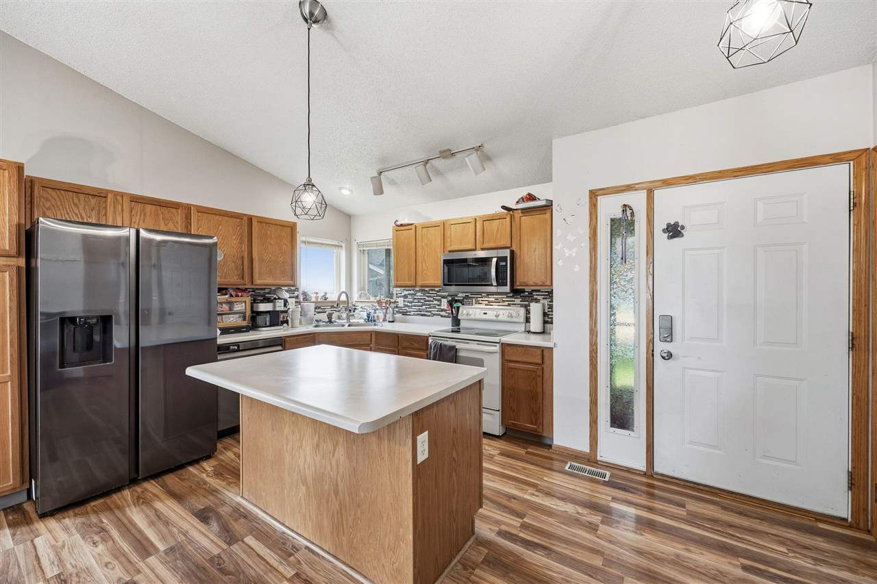 518 Tulip Court Tiffin IA 52340