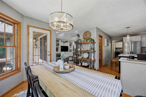 4000 Mehaffey Lane NE Solon IA 52333-8985