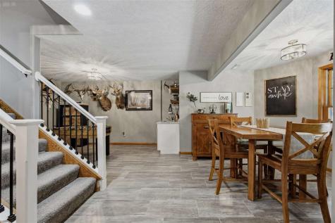 4000 Mehaffey Lane NE Solon IA 52333-8985