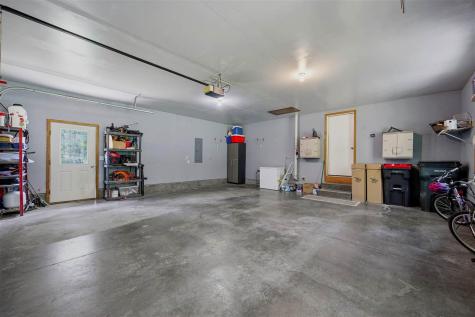 4000 Mehaffey Lane NE Solon IA 52333-8985