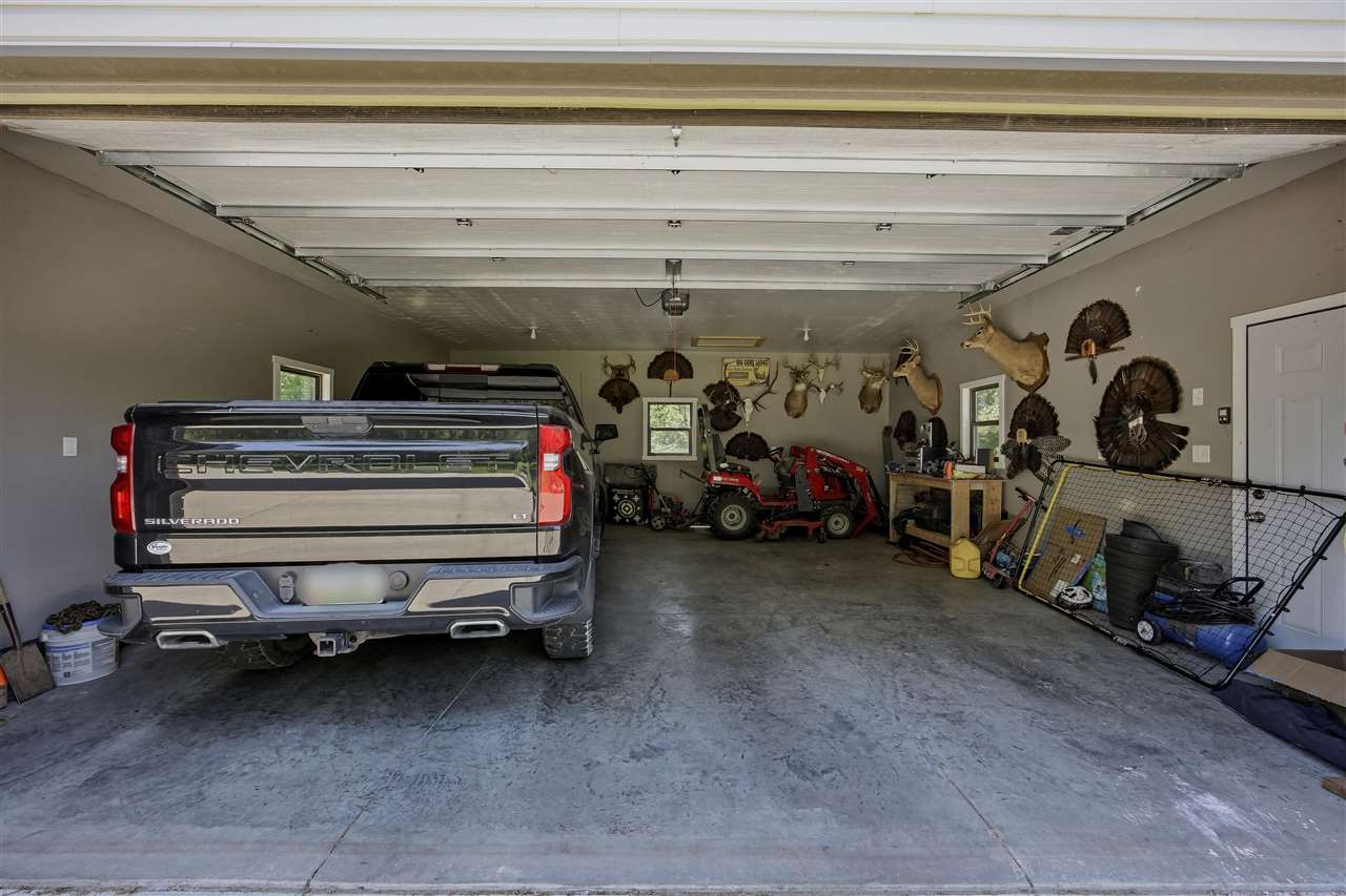 4000 Mehaffey Lane NE Solon IA 52333-8985
