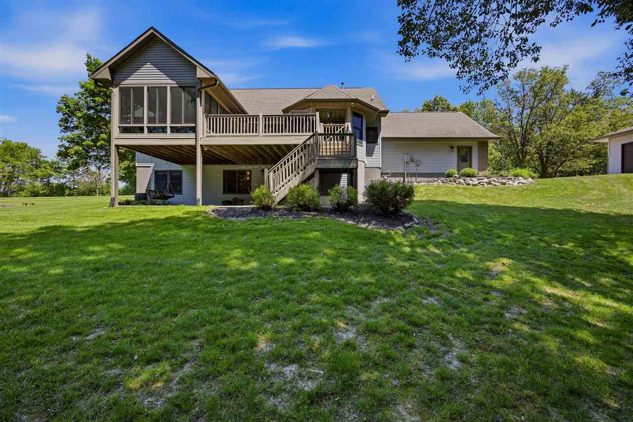 4000 Mehaffey Lane NE Solon IA 52333-8985