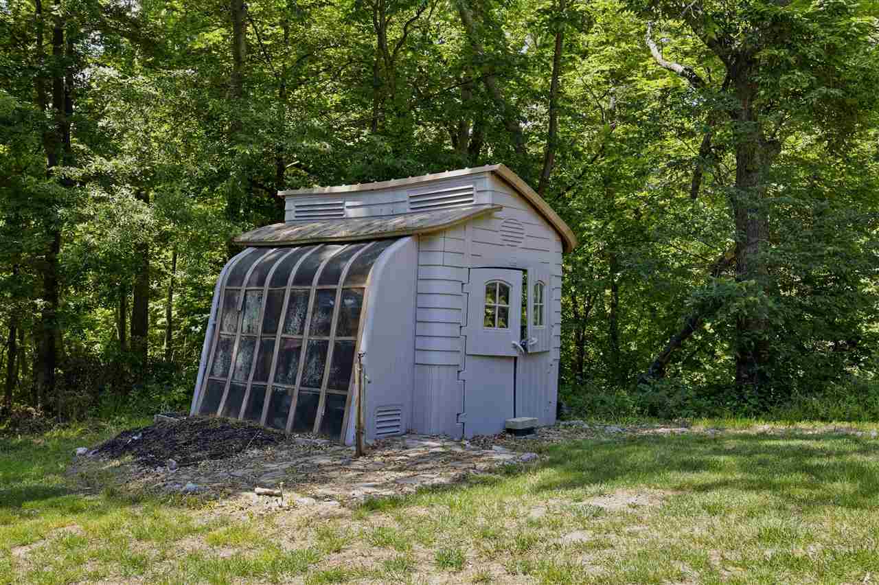 4000 Mehaffey Lane NE Solon IA 52333-8985