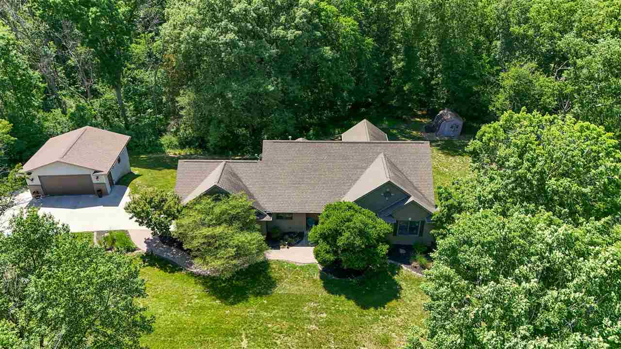 4000 Mehaffey Lane NE Solon IA 52333-8985