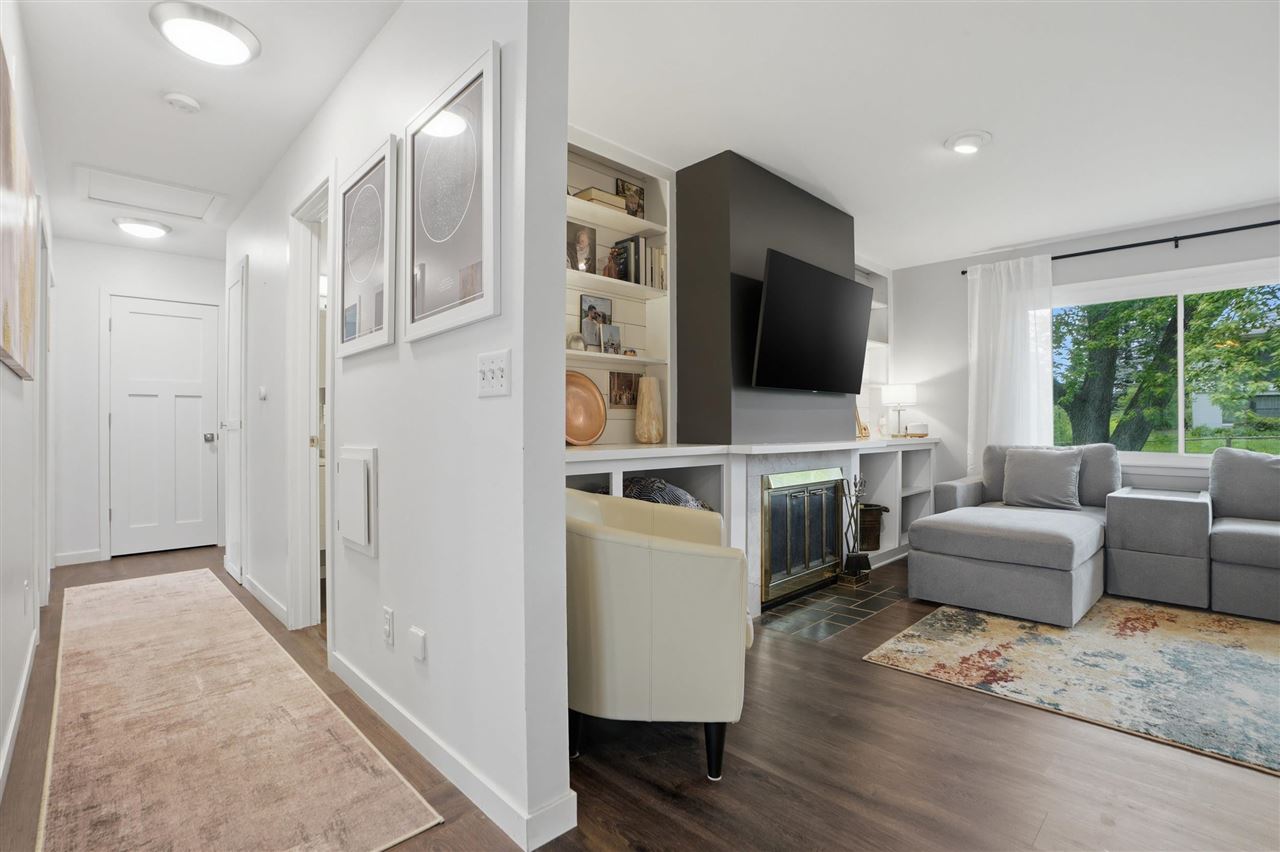 1612 Derwen Drive Iowa City IA 52246