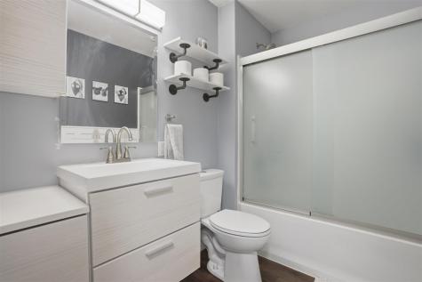 1612 Derwen Drive Iowa City IA 52246
