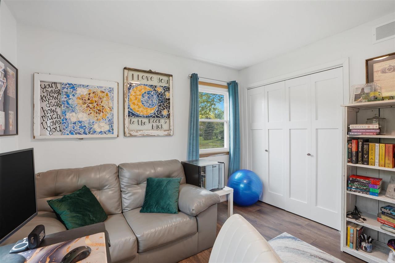 1612 Derwen Drive Iowa City IA 52246