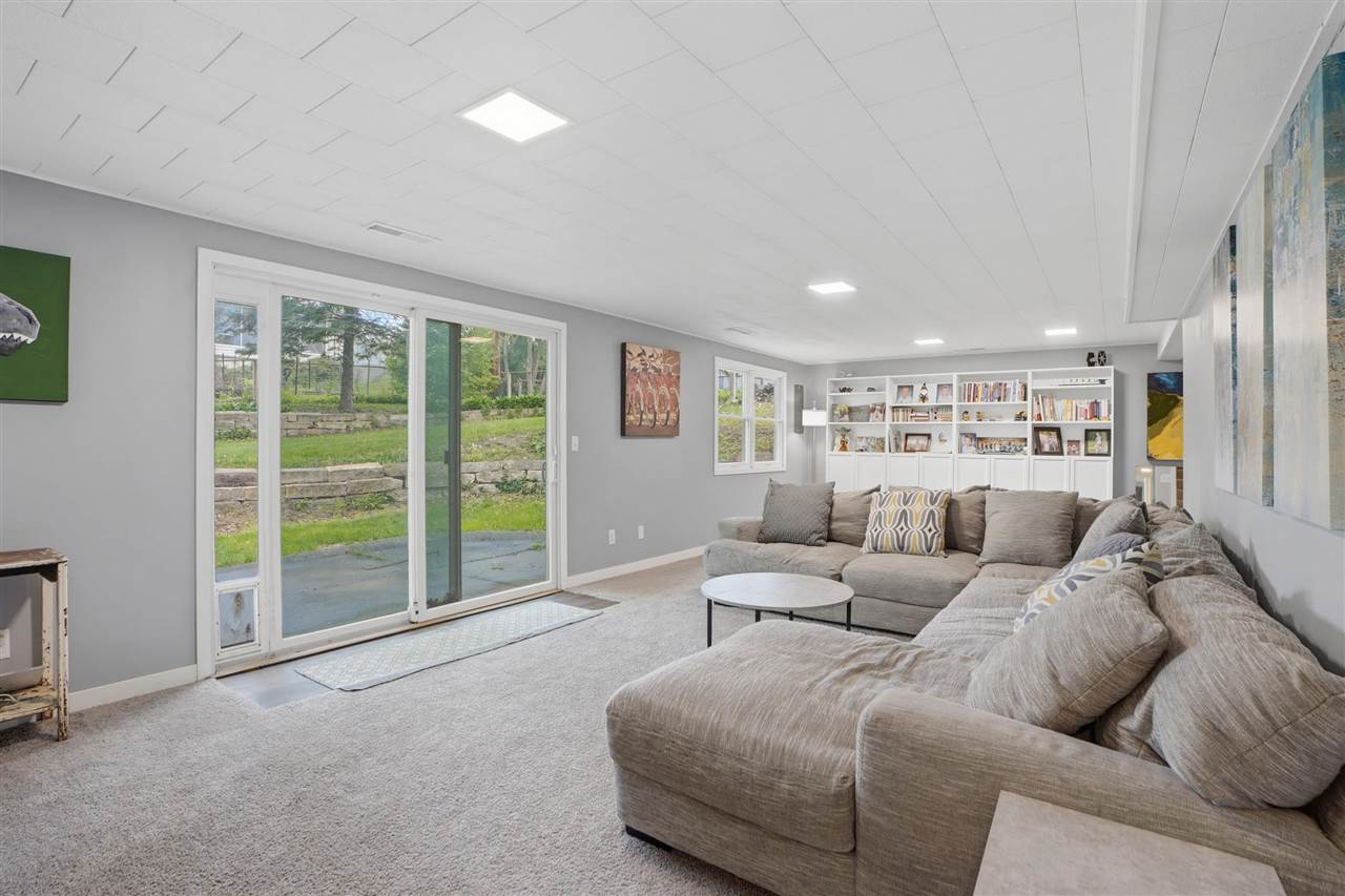 1612 Derwen Drive Iowa City IA 52246