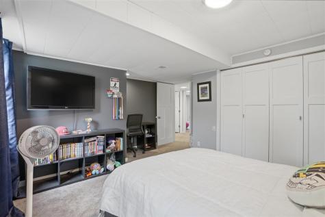 1612 Derwen Drive Iowa City IA 52246