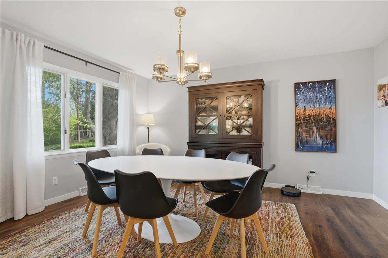 1612 Derwen Drive Iowa City IA 52246