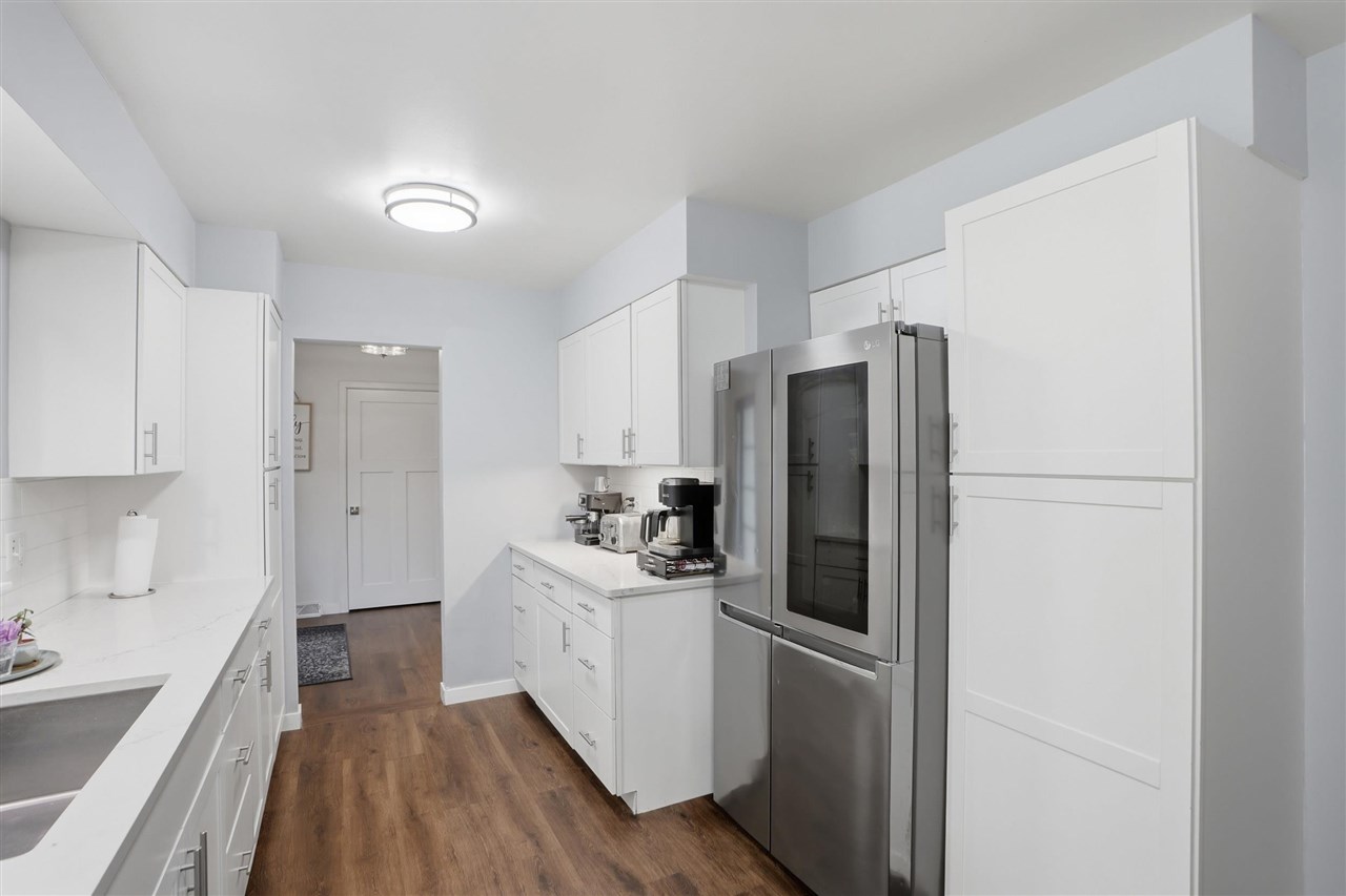 1612 Derwen Drive Iowa City IA 52246